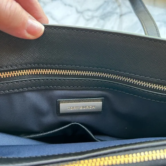 Tory Burch Small Robinson Tote - Picture 8 of 12